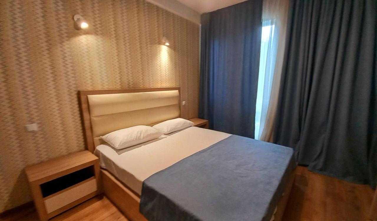 Hotel Lile Tbilisi Exterior foto